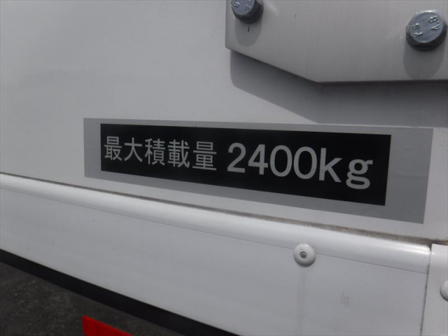 三菱ふそう ファイター 中型 冷蔵冷凍バン 2KG-FK65F(111577) 14枚目