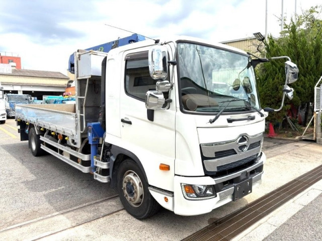 日野 レンジャー 増トン 平ボディ（クレーン付） 2KG-FE2ABA(110472) 2枚目