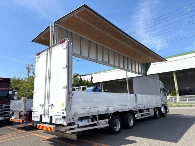UDトラックス（日産） クオン 大型 ウィング 2PG-CG5CA(109505) 7枚目