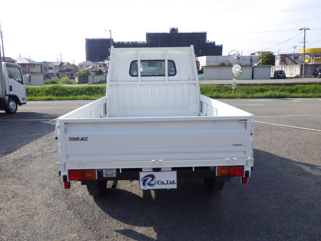 トヨタ タウンエース 小型 平ボディ 5BF-S403U(105379) 5枚目
