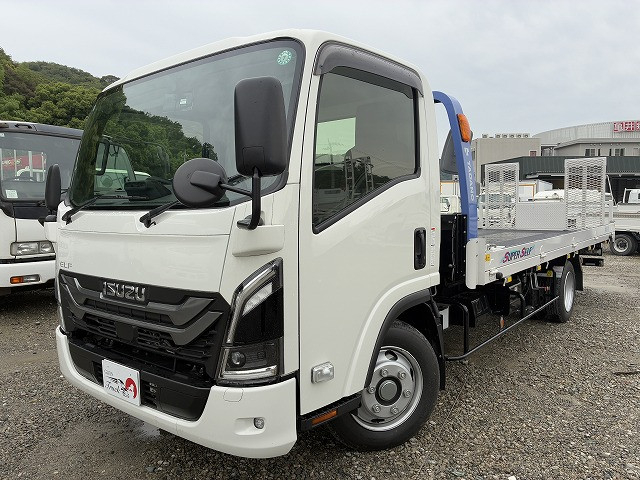 いすゞ エルフ 小型 キャリアカー 2RG-NPR88AN(106371) 1枚目