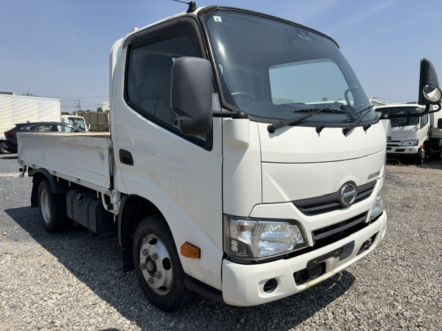 日野 デュトロ 小型 平ボディ TKG-XZC605M(109054) 8枚目