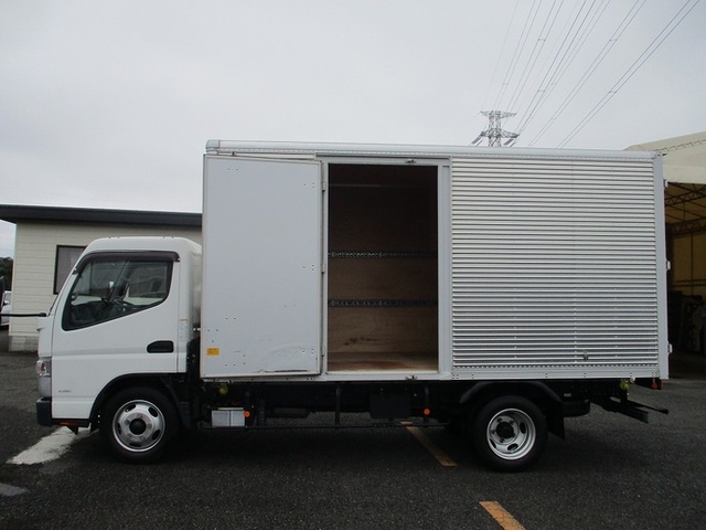 三菱ふそう キャンター 小型 バン TKG-FEA50(36805) 9枚目