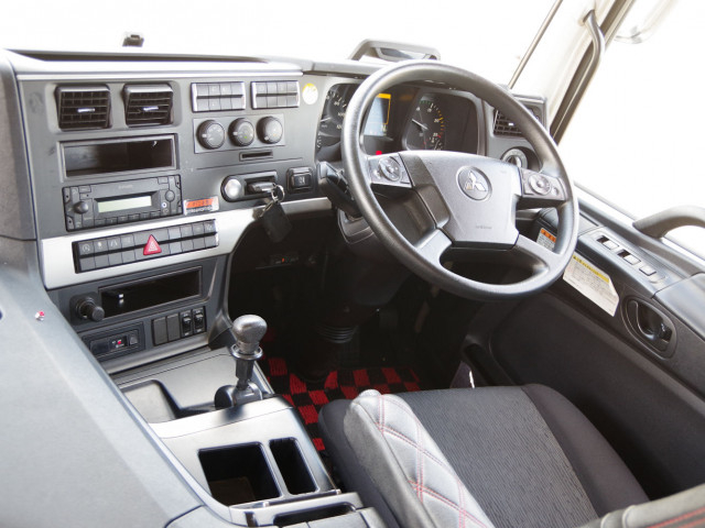 Mitsubishi Fuso super_great Large Translation missing: en.item.body_keijou_enum.body_keijou_carrier_other 2PG-FY70HY(109643) 32枚目