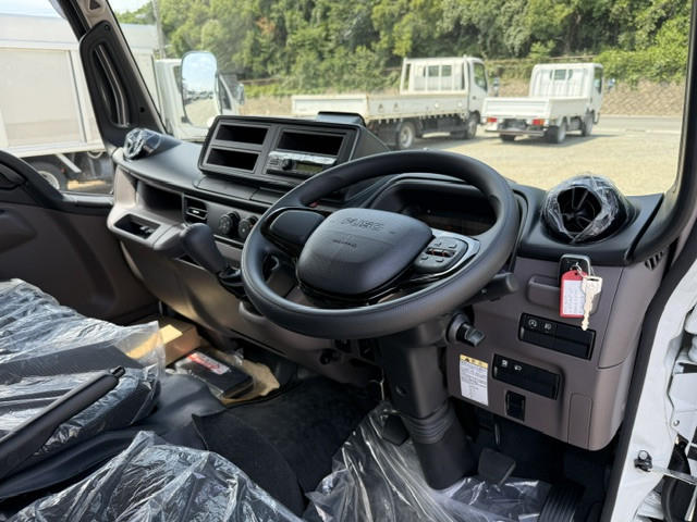 三菱ふそう キャンター 小型 Wキャブ 2RG-FBA20(108367) 38枚目