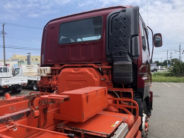 いすゞ ギガ 大型 土砂ダンプ QKG-CXZ77AT(9491) 9枚目