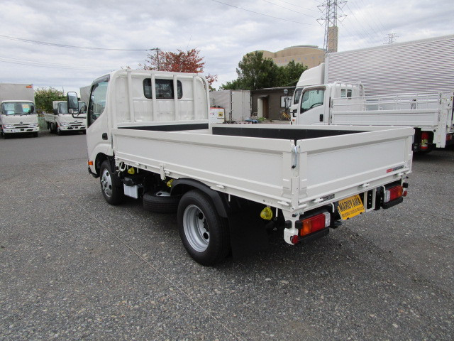 日野 デュトロ 小型 平ボディ 2WG-XZU606M(105521) 3枚目