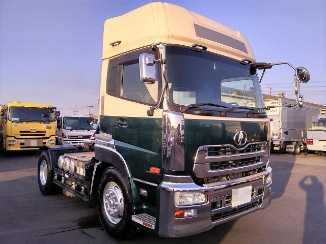 UDトラックス（日産） クオン 大型 トラクタ ADG-GK4XAB(8924) 6枚目