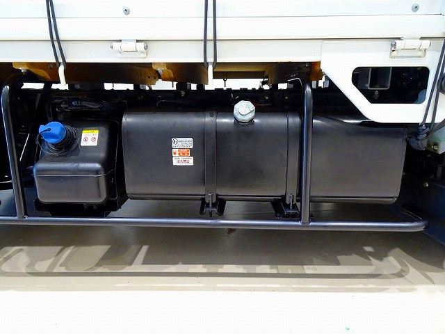 いすゞ エルフ 小型 平ボディ 2RG-NJR88AF(107466) 37枚目