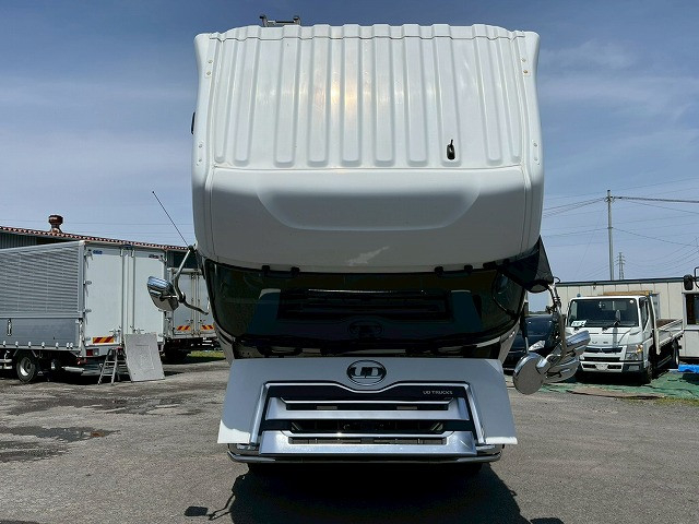 UDトラックス（日産） クオン 大型 トラクタ 2PG-GK5AAD(109385) 3枚目