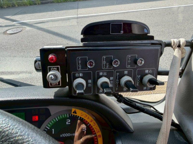 日野 レンジャー 増トン 塵芥車（プレス式） QKG-FJ7JGAA(110396) 40枚目