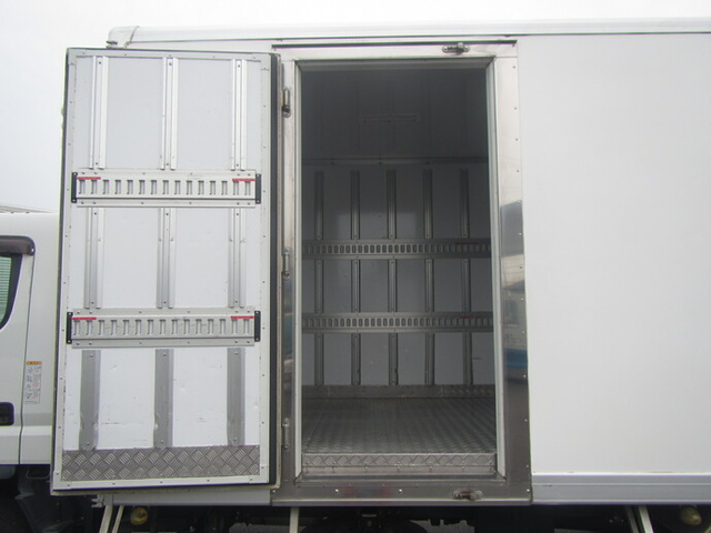 Nissan UD kazet Small Freezer box_body TPG-FEB8Y(38686) 26枚目