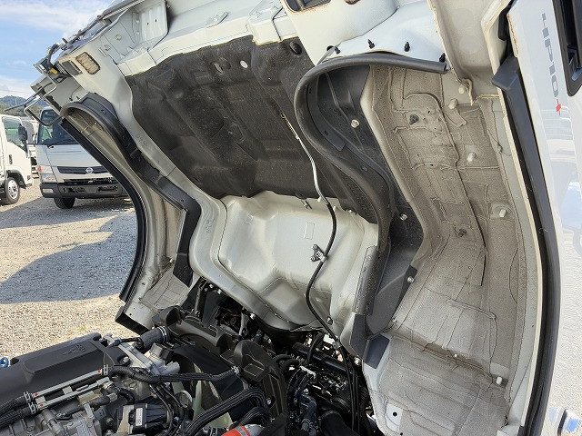 三菱ふそう キャンター 小型 平ボディ 2RG-FBAV0(107924) 24枚目