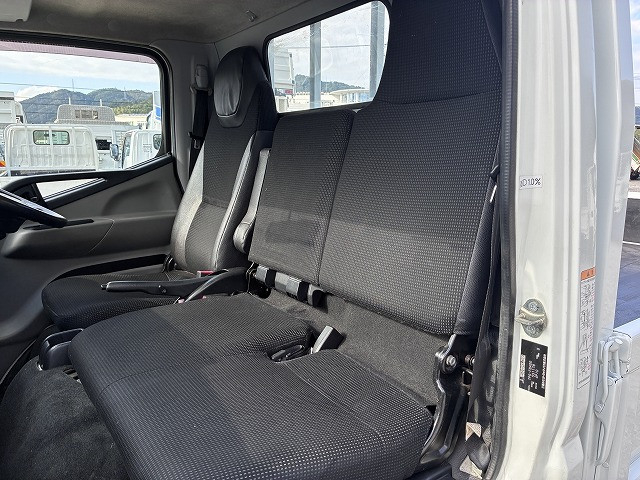 三菱ふそう キャンター 小型 平ボディ TPG-FBA00(113186) 24枚目