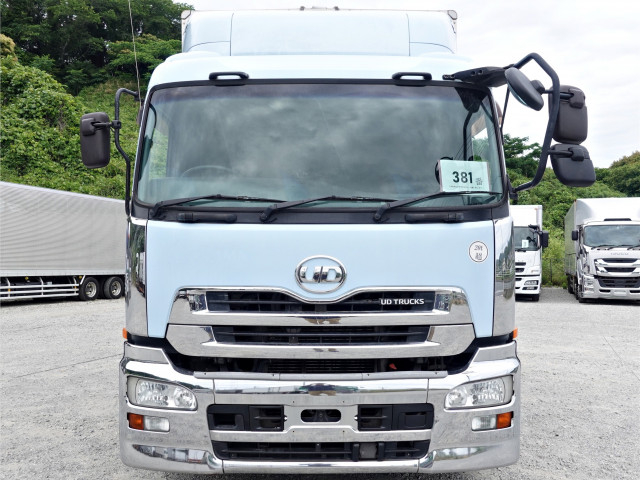 UDトラックス（日産） クオン 大型 ウィング QKG-CG5ZA(110337) 4枚目