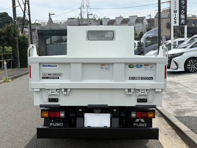 三菱ふそう キャンター 小型 土砂ダンプ 2RG-FBA60(110642) 8枚目