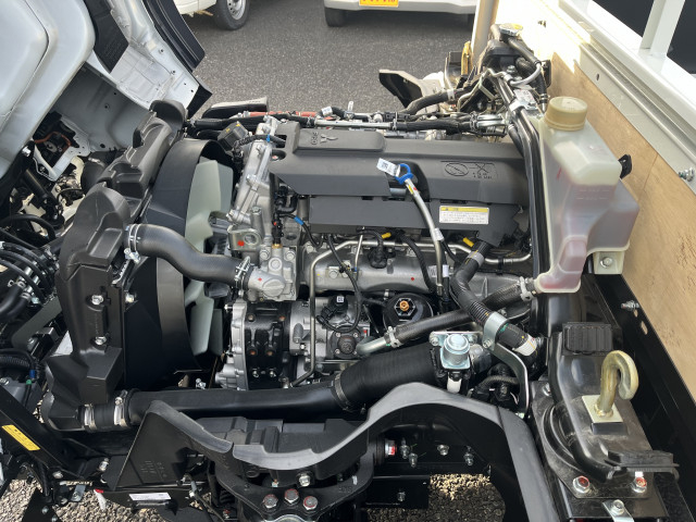 三菱ふそう キャンター 小型 平ボディ 2RG-FBA20(104808) 32枚目