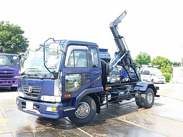 UDトラックス（日産） コンドル 増トン コンテナ専用車 PB-LK36A(11543) 12枚目