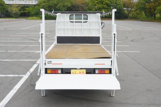 三菱ふそう キャンター 小型 平ボディ 2PG-FDA50(113657) 18枚目