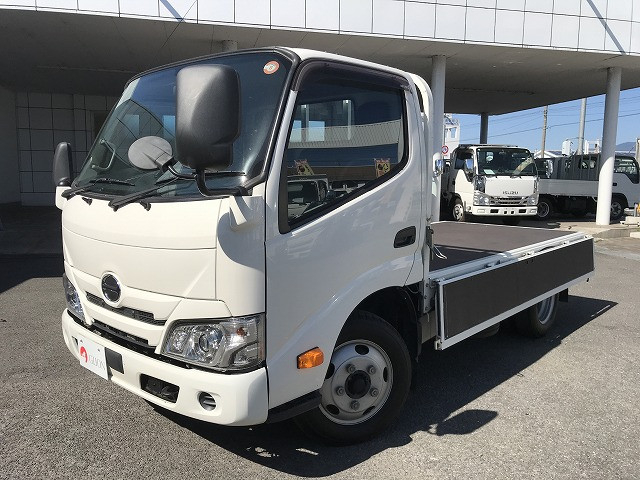 日野 デュトロ 小型 平ボディ 2RG-XZU605M(113100) 9枚目