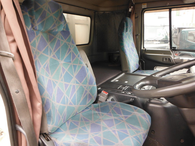 日野 プロフィア 大型 ウィング KL-FW1KXHG(1036) 21枚目