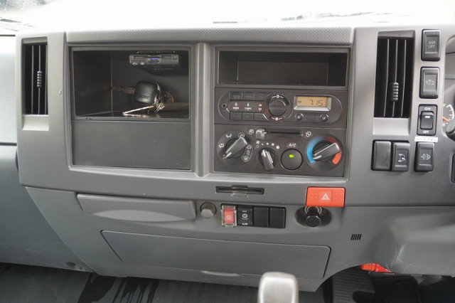 いすゞ エルフ 小型 バン TPG-NPR85AN(110753) 27枚目