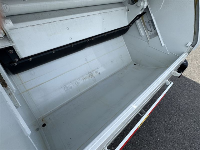 三菱ふそう キャンター 小型 塵芥車（プレス式） 2RG-FEAV0(107165) 7枚目
