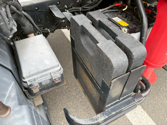 三菱ふそう キャンター 小型 平ボディ（クレーン付） PA-FE83DGY(110793) 18枚目