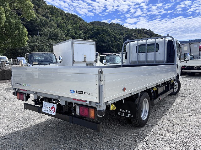 いすゞ エルフ 小型 平ボディ 2RG-NPR88AC(112333) 8枚目