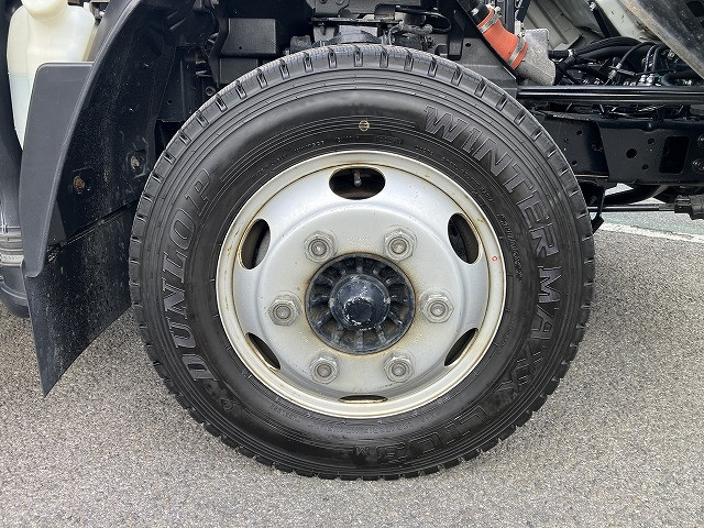 いすゞ エルフ 小型 平ボディ 2RG-NPR88AR(110982) 27枚目