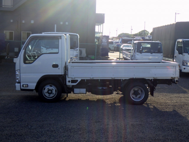 いすゞ エルフ 小型 平ボディ 2RG-NJR88A(110087) 4枚目