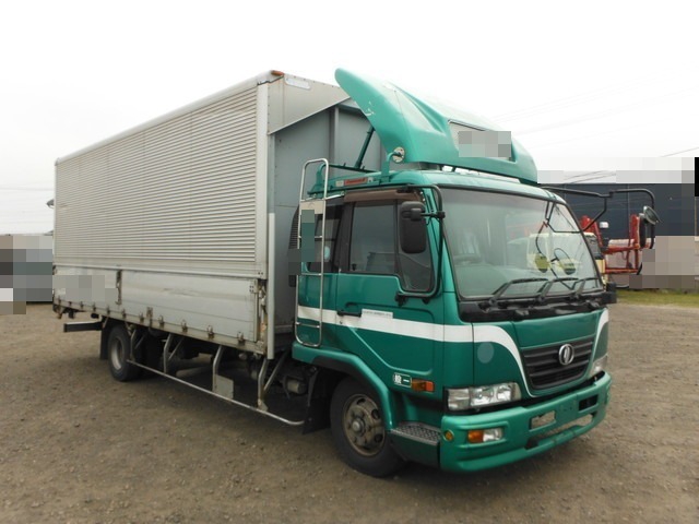 UDトラックス（日産） コンドル 中型 ウィング BDG-MK37C(3189) 1枚目