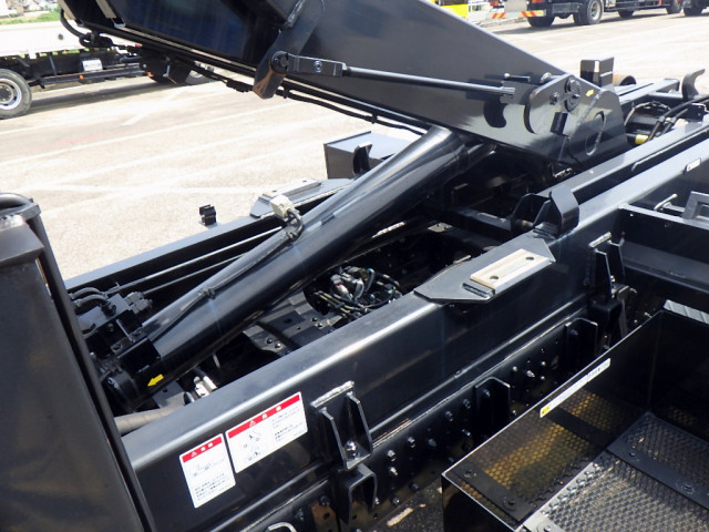 三菱ふそう キャンター 小型 コンテナ専用車 2RG-FBAV0(108136) 19枚目