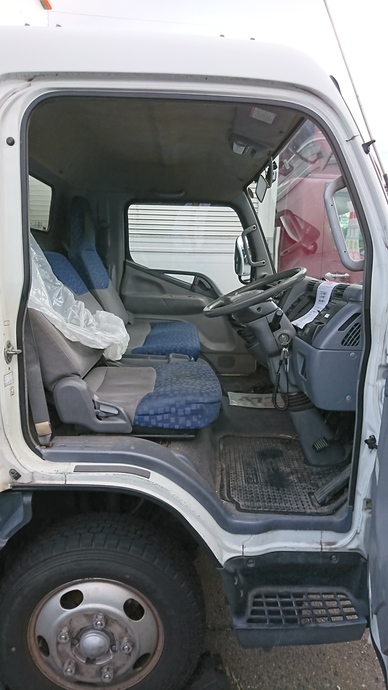 Mitsubishi Fuso canter Small Box body KK-FE82EEV(2217) 31枚目