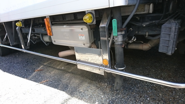 UDトラックス（日産） コンドル 中型 冷蔵冷凍バン SKG-MK38(1936) 27枚目