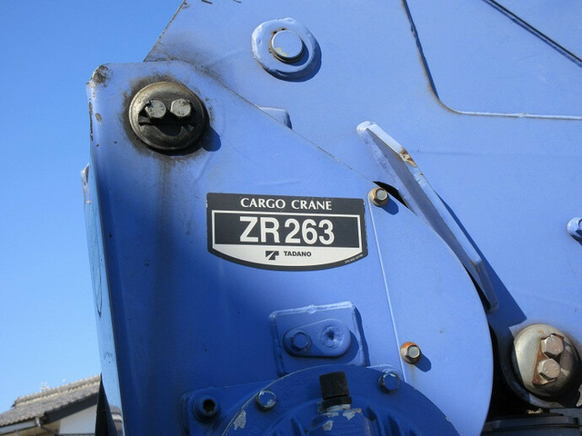 いすゞ エルフ 小型 平ボディ（クレーン付） BDG-NKR85R(7699) 15枚目