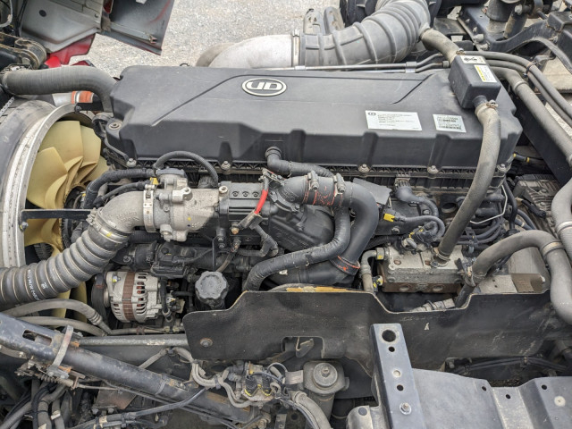 UDトラックス（日産） クオン 大型 トラクタ 2PG-GK5AAB(109824) 32枚目