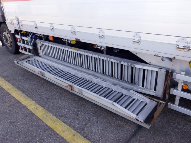 日野 プロフィア 大型 キャリアカー LKG-FQ1EWBG(113973) 45枚目