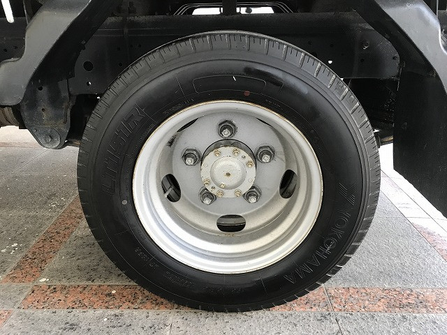 日野 デュトロ 小型 平ボディ SKG-XZU600M(110154) 25枚目