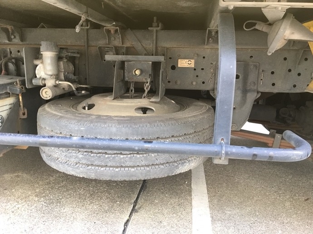 いすゞ エルフ 小型 バン KR-NKR81EAV(1389) 24枚目