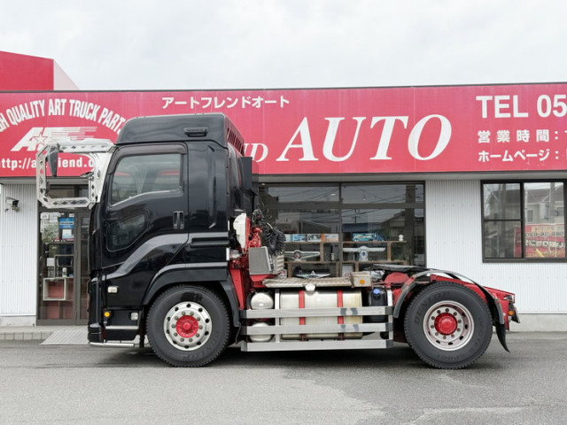 いすゞ ギガ 大型 トラクタ QKG-EXD52BD(112080) 3枚目