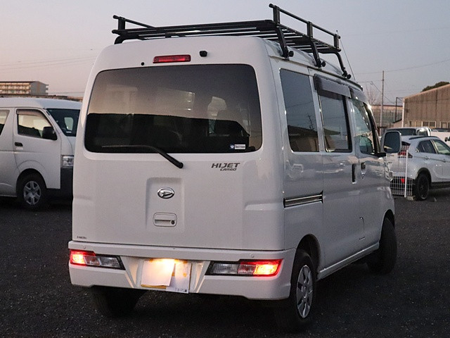ダイハツ ハイゼット 軽 軽バン・乗用車 3BD-S331V(98553) 3枚目
