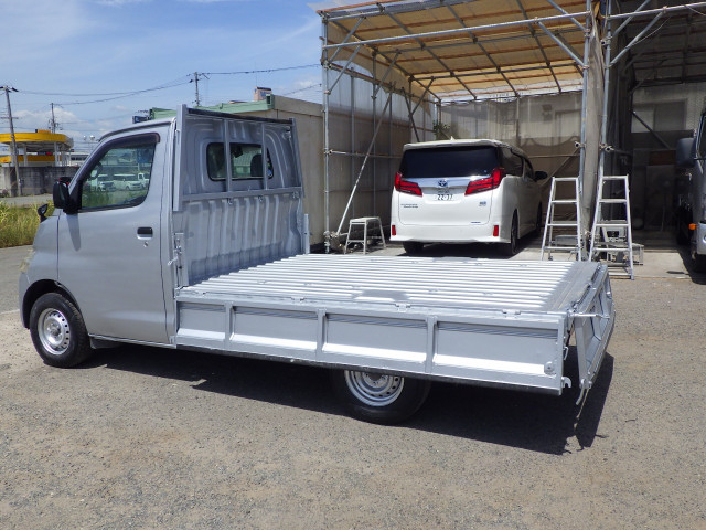 トヨタ ライトエース 小型 平ボディ DBF-S402U(109592) 23枚目