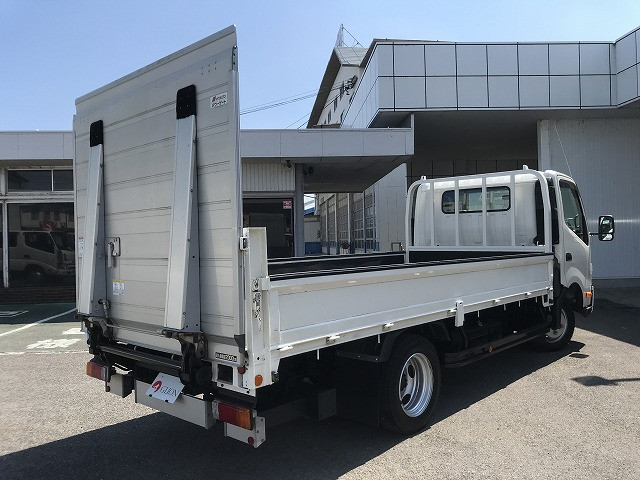 トヨタ トヨエース 小型 平ボディ TKG-XZU775(110272) 6枚目