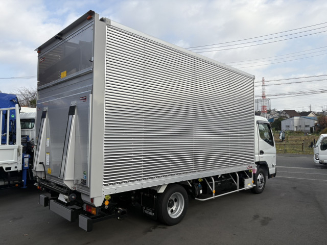 三菱ふそう キャンター 小型 バン 2RG-FEB50(96860) 3枚目