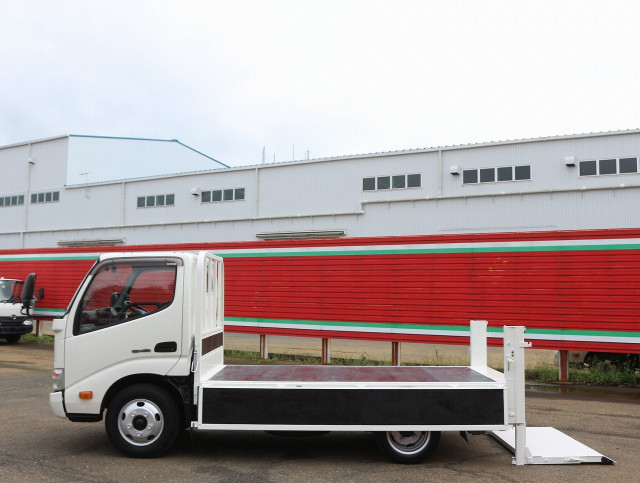 日野 デュトロ 小型 平ボディ TKG-XZC605M(112351) 23枚目