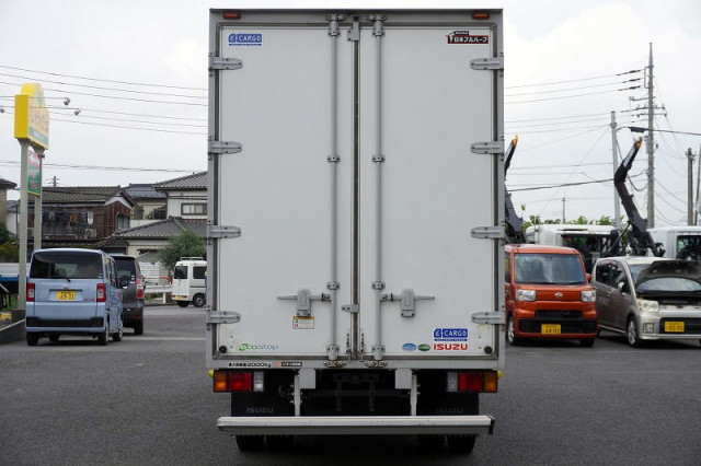 いすゞ エルフ 小型 バン TRG-NLR85AN(109690) 4枚目