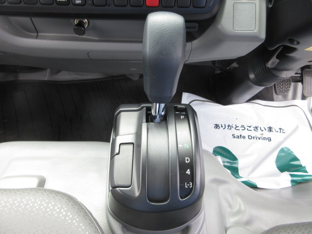 トヨタ ダイナ 小型 バン 2RG-XZC605(111647) 22枚目