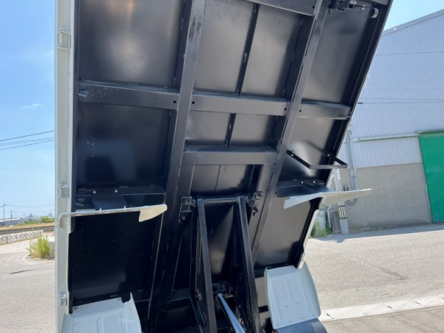 三菱ふそう キャンター 小型 土砂ダンプ 2RG-FBA60(108562) 28枚目
