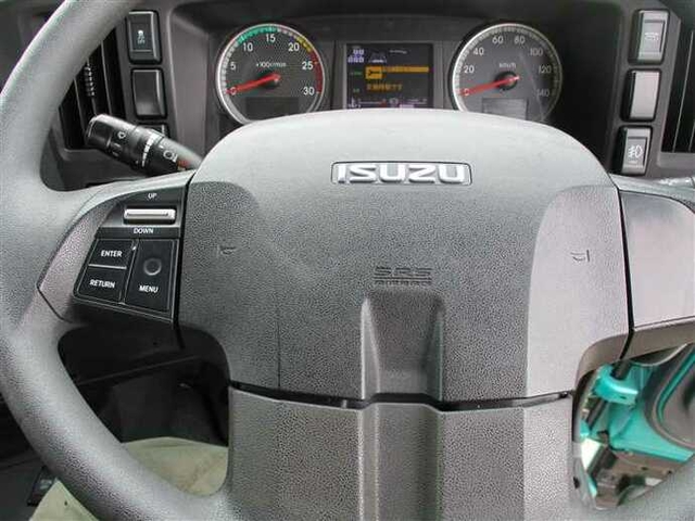 いすゞ ギガ 大型 トラクタ QDG-EXZ52BJ(37770) 17枚目
